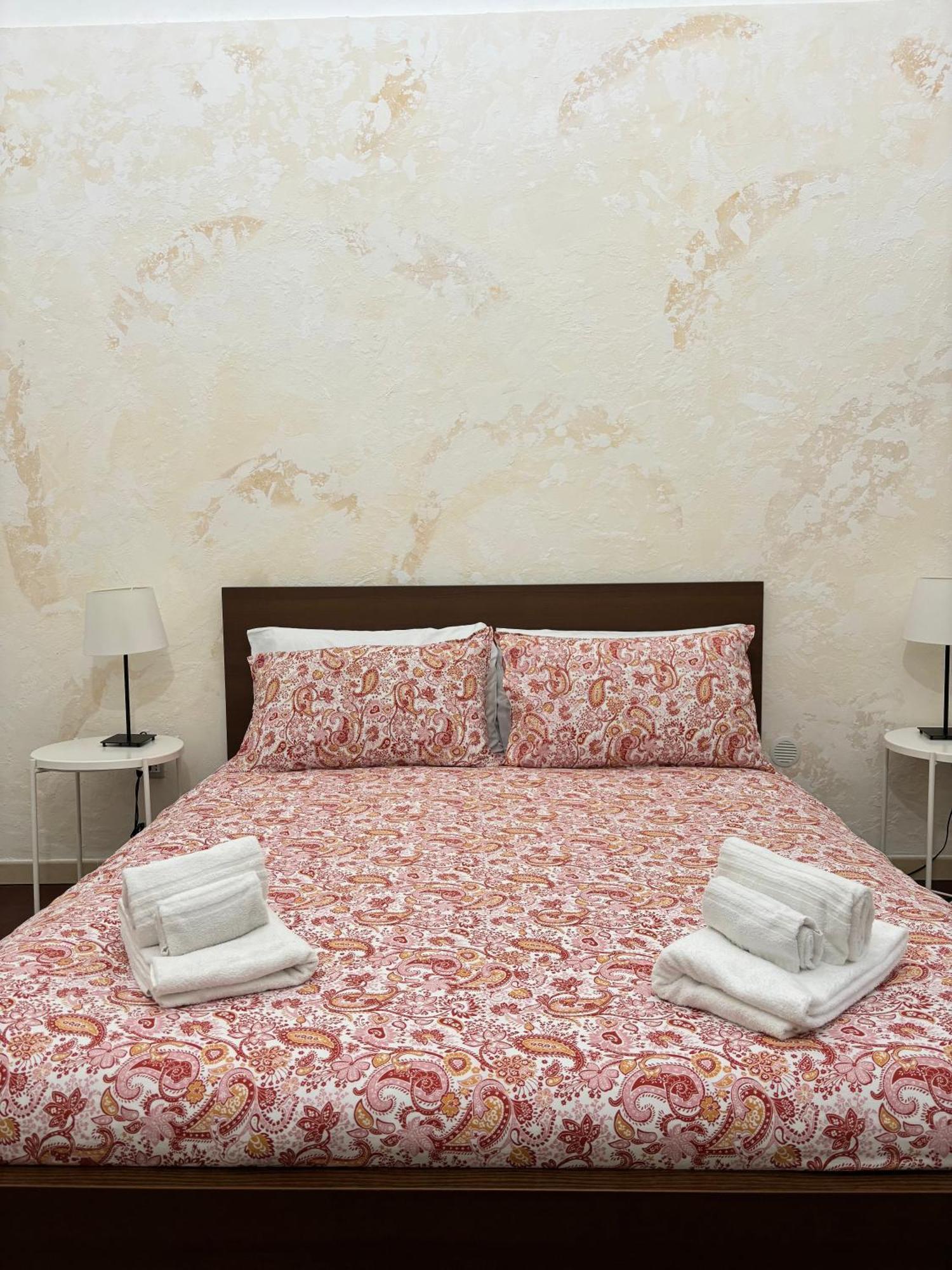 Il Teatro Rooms Catania Luaran gambar